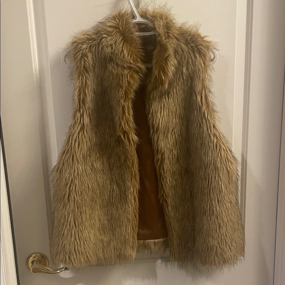 Willi Smith Faux Fur Vest in Brown